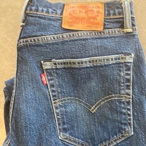 Levi’s 502 Blue Denim 32 x 32 Jeans